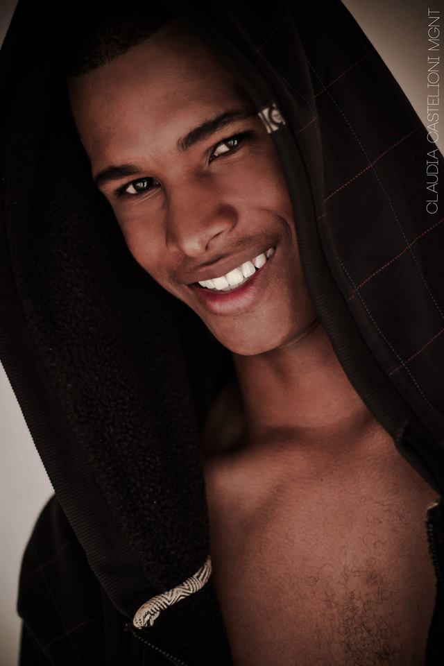 Jhonathan messias joy 014